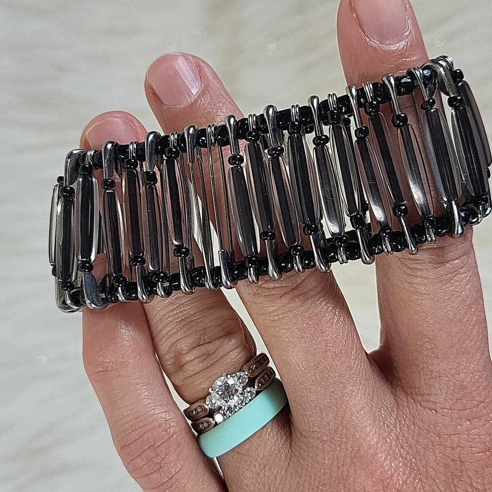 Safety Pin Bracelet - Picture 3 of 4